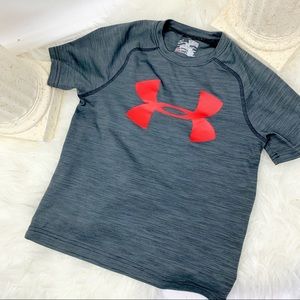 Under Armour boys T-shirt
